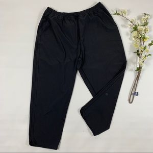 Lululemon gym yoga crop pants sz 10